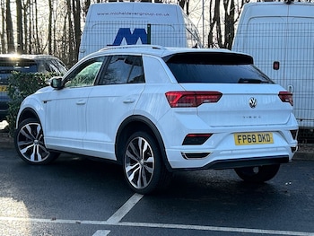 Used Volkswagen T-Roc 2018 for sale - 77002112: Photo