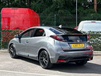Used Honda Civic 2017 for sale - 74880079: Photo