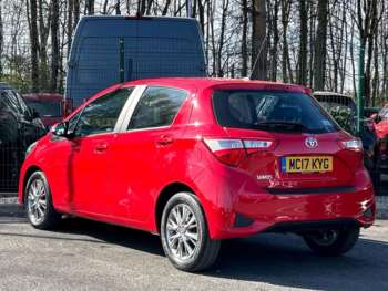 Used Toyota Yaris 2017 for sale - 74741773: Photo