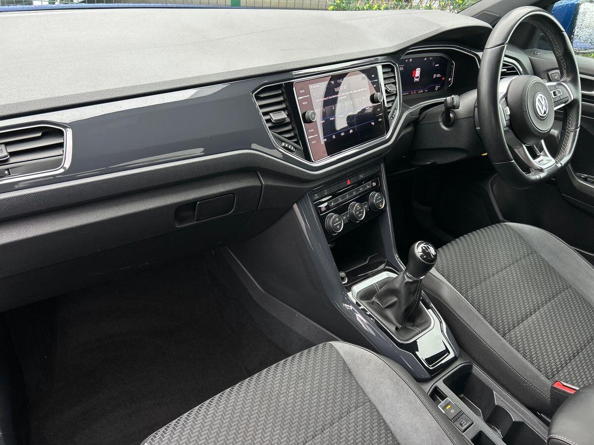 Used Volkswagen T-Roc 2019 for sale - 77620429: Photo 2