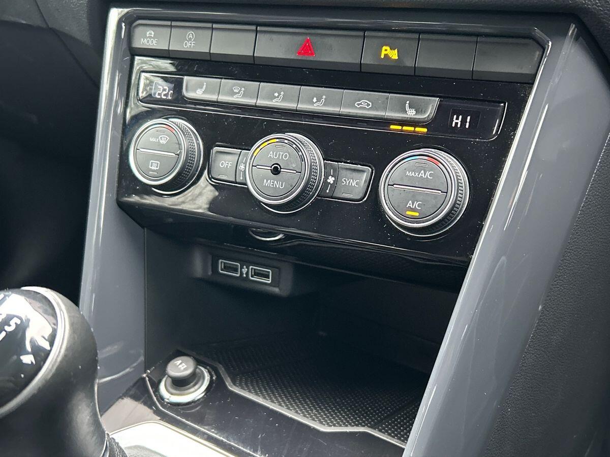 Used Volkswagen T-Roc 2019 for sale - 77620429: Photo 37