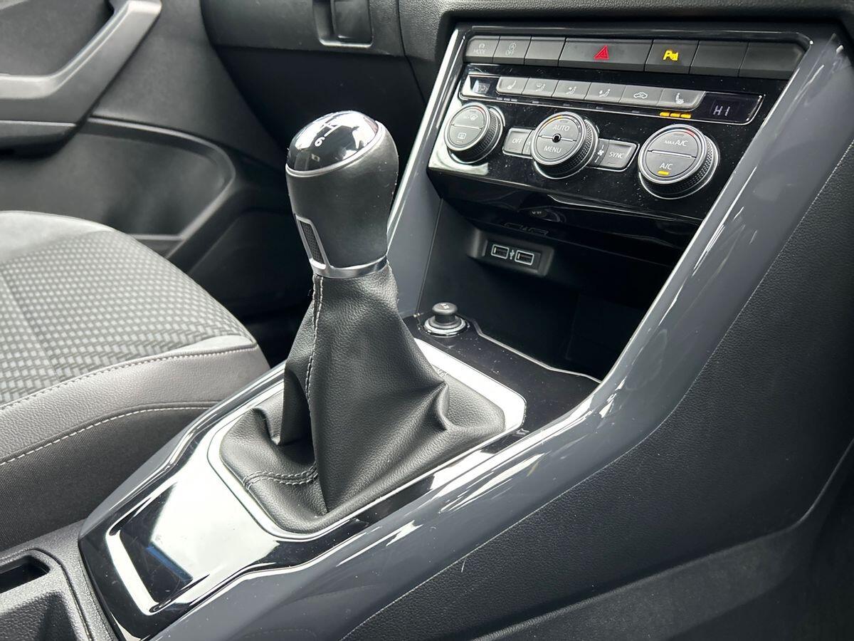 Used Volkswagen T-Roc 2019 for sale - 77620429: Photo 38