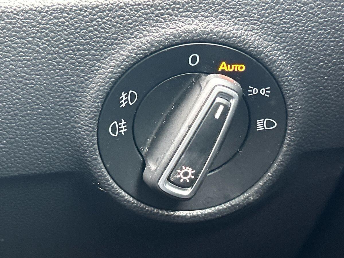 Used Volkswagen T-Roc 2019 for sale - 77620429: Photo 43