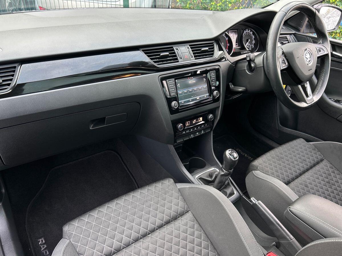 Used Skoda Rapid Spaceback 2018 for sale - 76330734: Photo 2