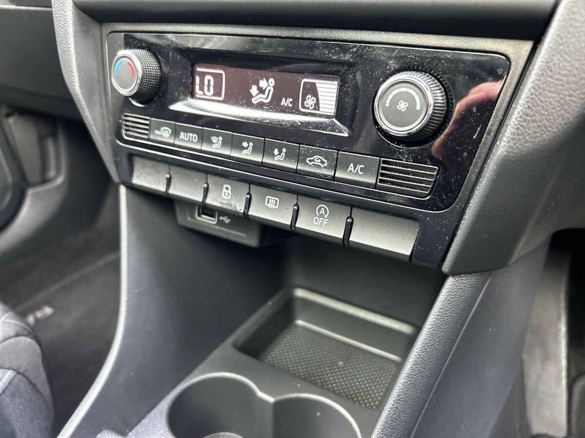 Used Skoda Rapid Spaceback 2018 for sale - 76330734: Photo 37