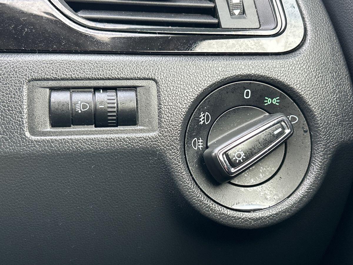 Used Skoda Rapid Spaceback 2018 for sale - 76330734: Photo 43