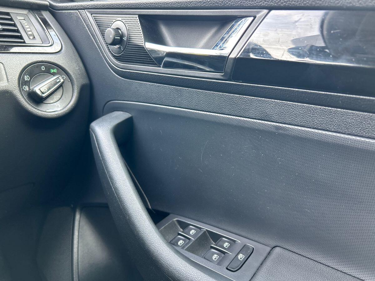 Used Skoda Rapid Spaceback 2018 for sale - 76330734: Photo 44