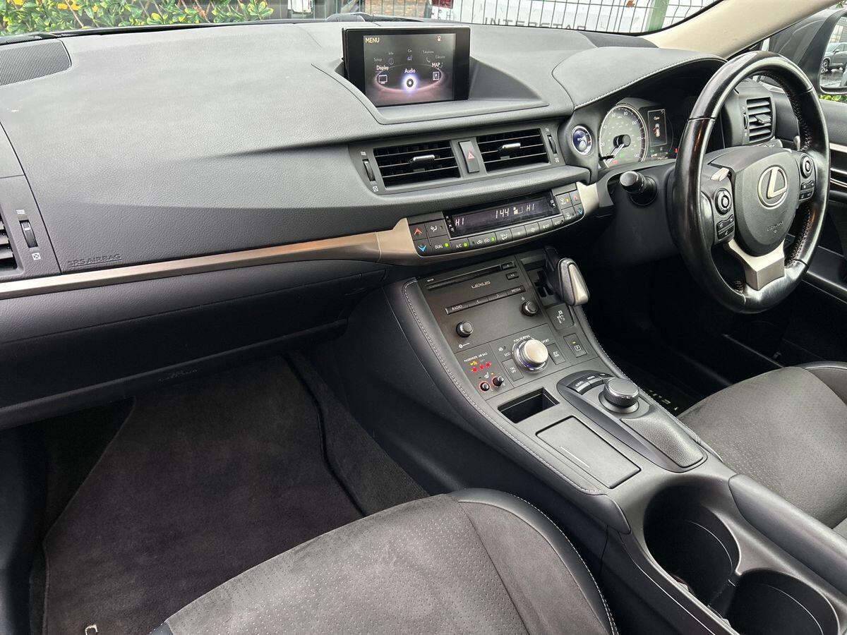 Used Lexus CT 2020 for sale - 76890149: Photo 2