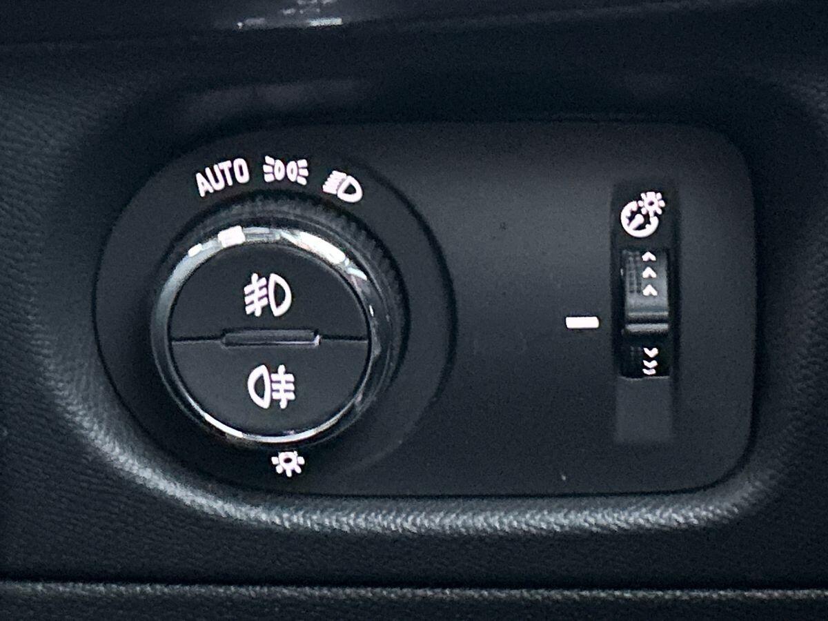 Used Vauxhall Mokka Electric 2022 for sale - 76705561: Photo 44