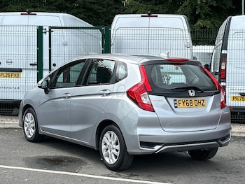 Used Honda Jazz 2018 for sale - 75690358: Photo