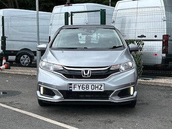Used Honda Jazz 2018 for sale - 75690358: Photo