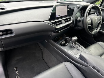 Used Lexus UX 2023 for sale - 78836436: Photo