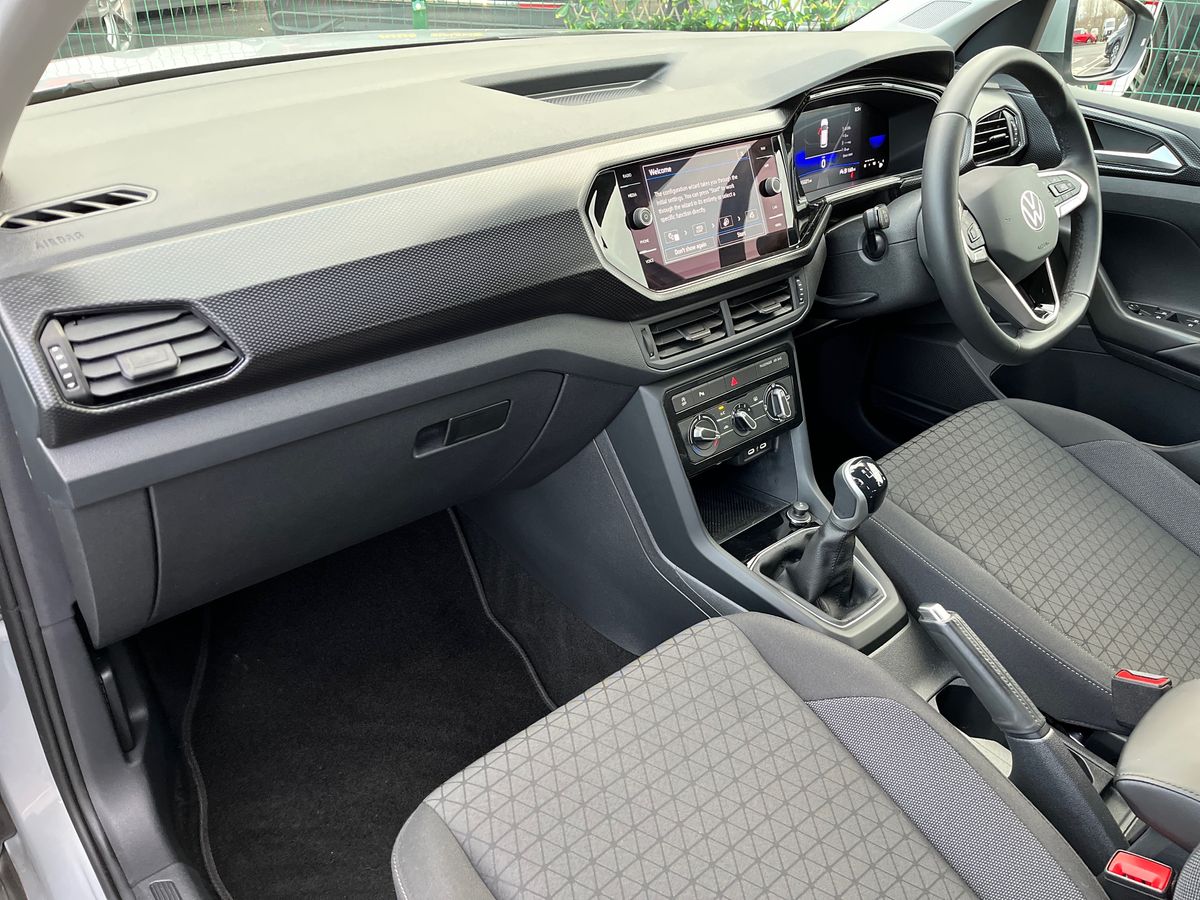 Used Volkswagen T-Cross 2023 for sale - 77324060: Photo 2