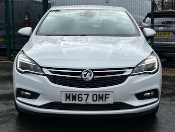 Used Vauxhall Astra 2017 for sale - 77567875: Photo