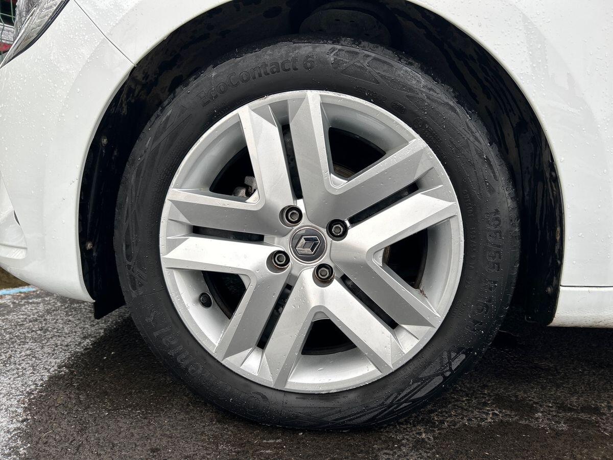 Used Renault Clio 2019 for sale - 77123678: Photo 10