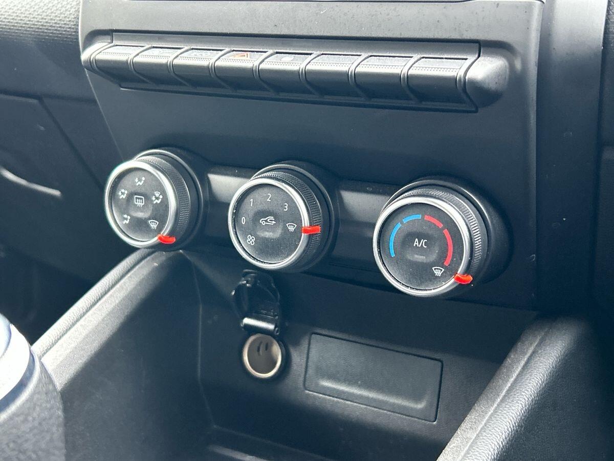 Used Renault Clio 2019 for sale - 77123678: Photo 37