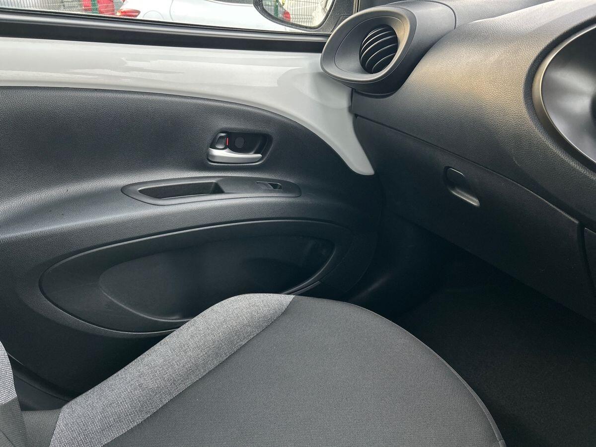 Used Toyota Aygo X 2023 for sale - 77348273: Photo 39