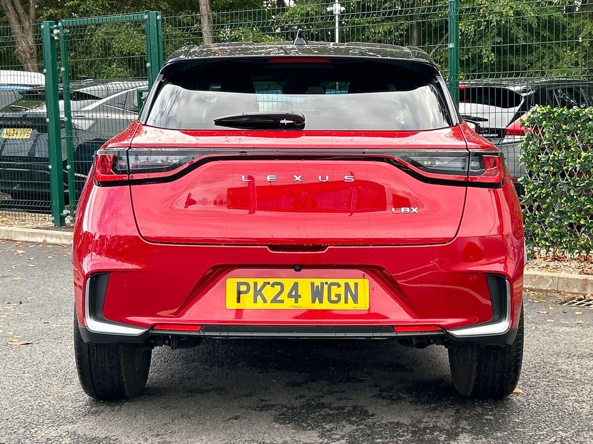 Used Lexus LBX 2024 for sale - 76299903: Photo 5