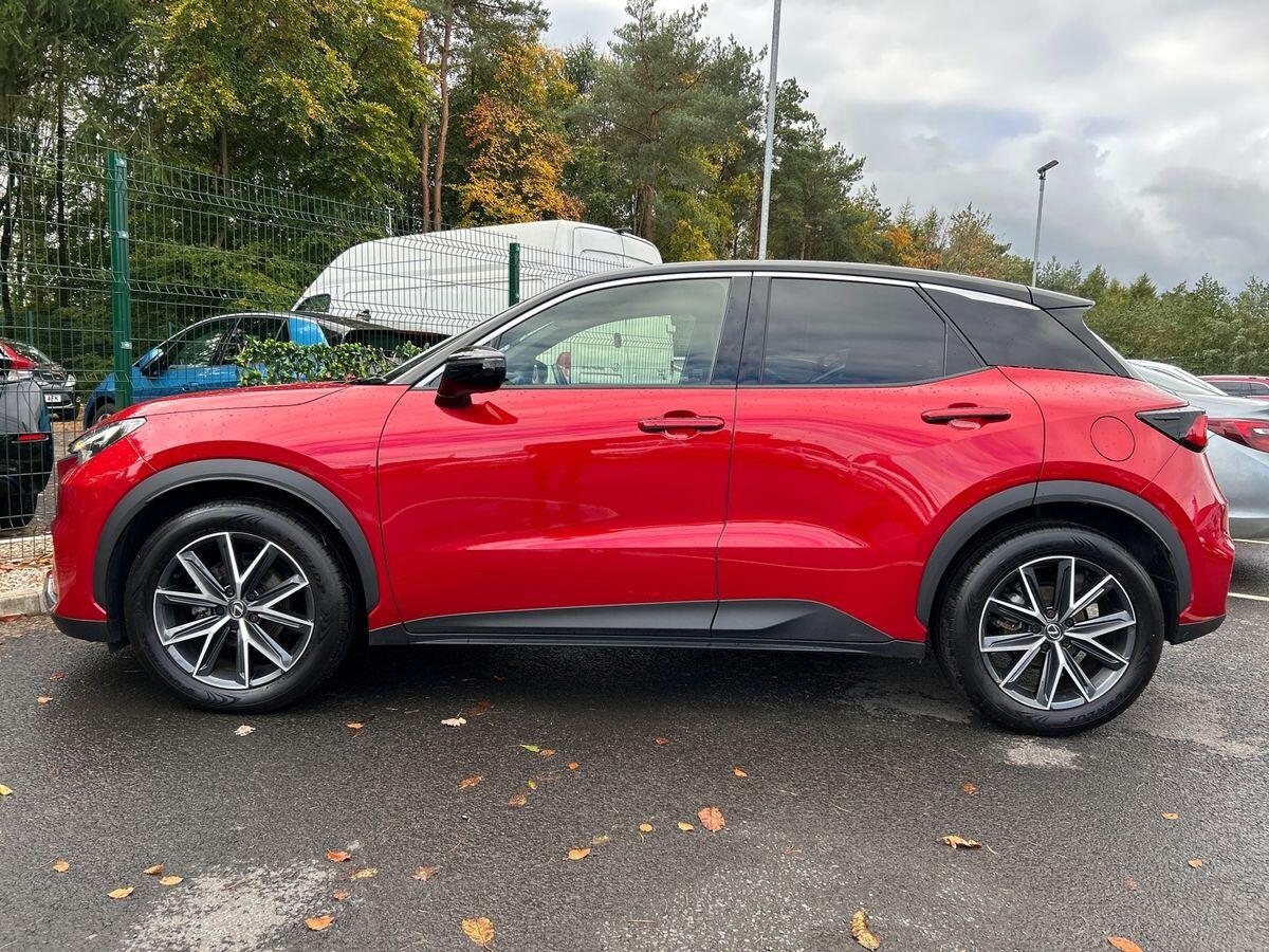 Used Lexus LBX 2024 for sale - 76299903: Photo 6