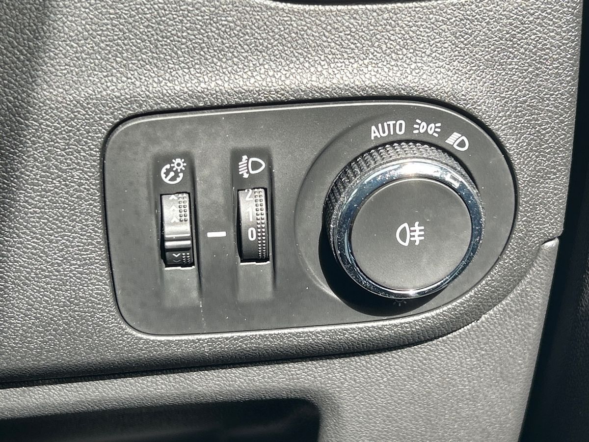 Used Vauxhall Crossland 2021 for sale - 78168533: Photo 44