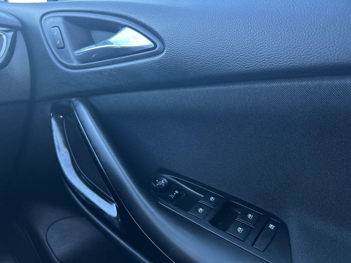 Used Vauxhall Astra 2017 for sale - 76576185: Photo 46