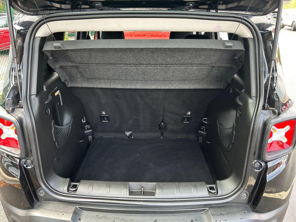Used Jeep Renegade 2019 for sale - 76090321: Photo 22