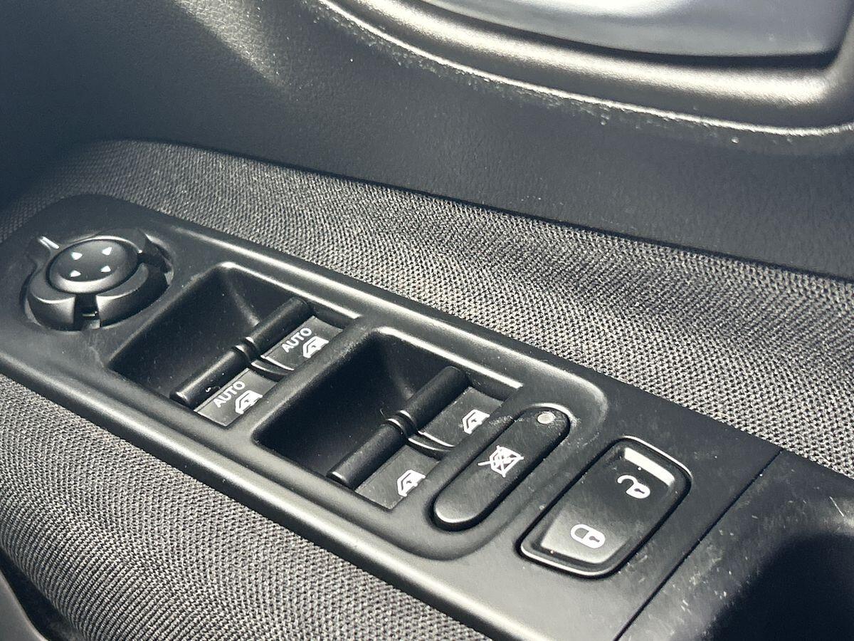 Used Jeep Renegade 2019 for sale - 76090321: Photo 33