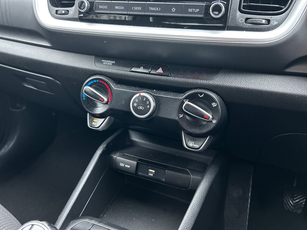 Used Kia Stonic 2021 for sale - 77527313: Photo 33