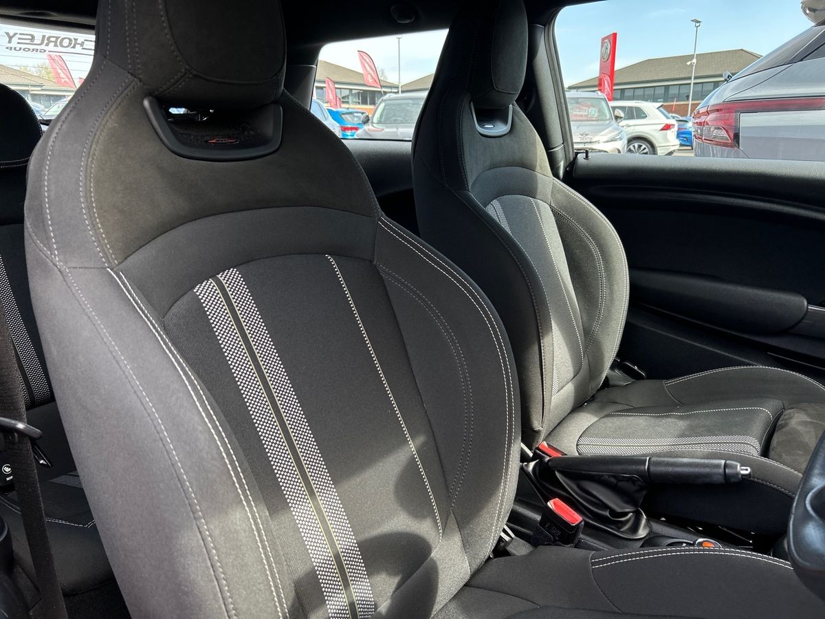 Used MINI Hatch 2019 for sale - 78163456: Photo 19