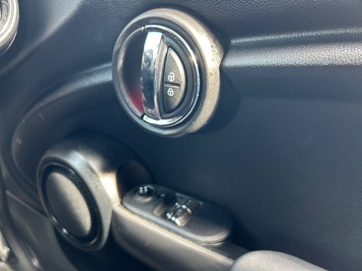 Used MINI Hatch 2019 for sale - 78163456: Photo 41