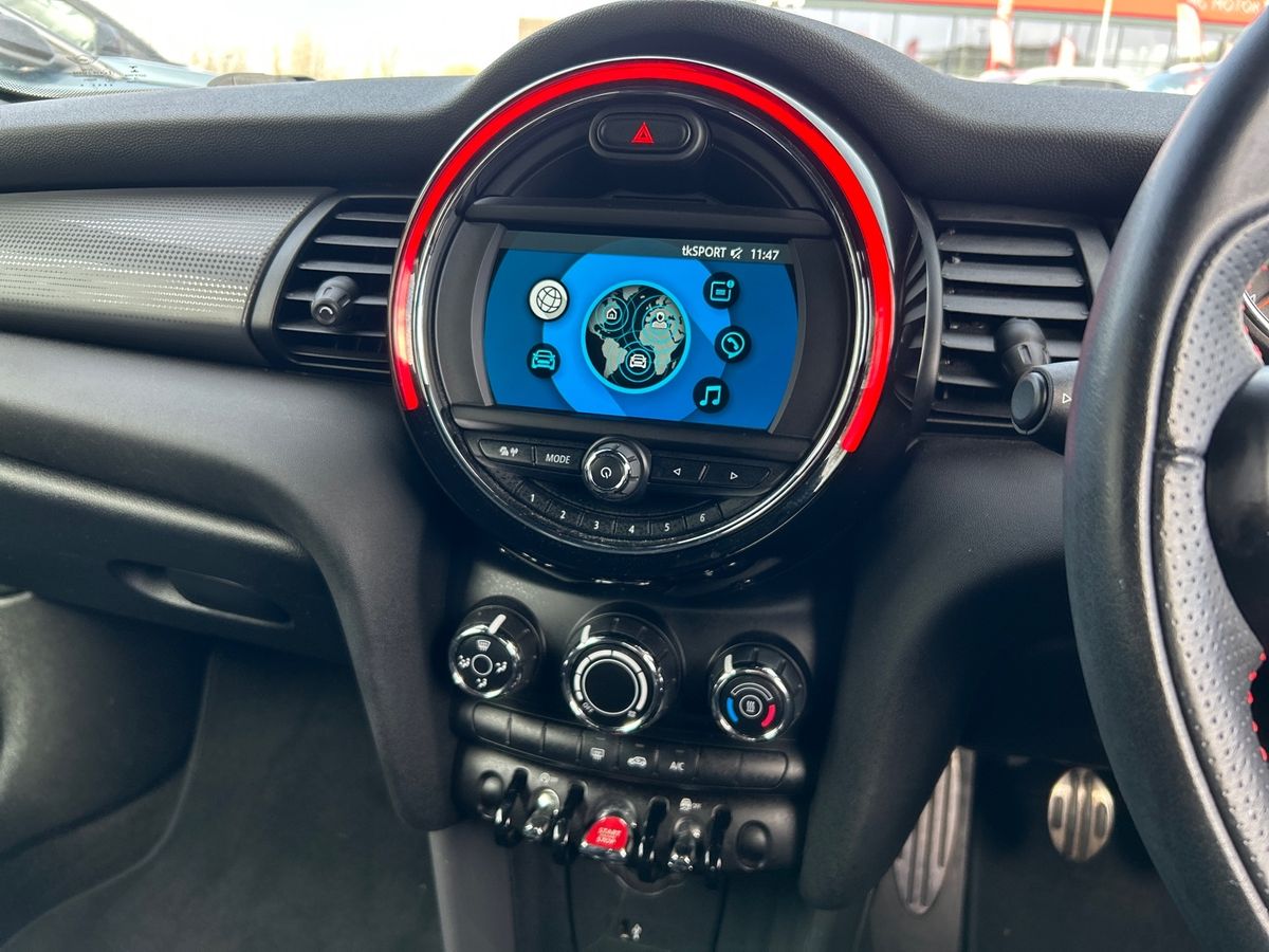 Used MINI Hatch 2019 for sale - 78163456: Photo 9