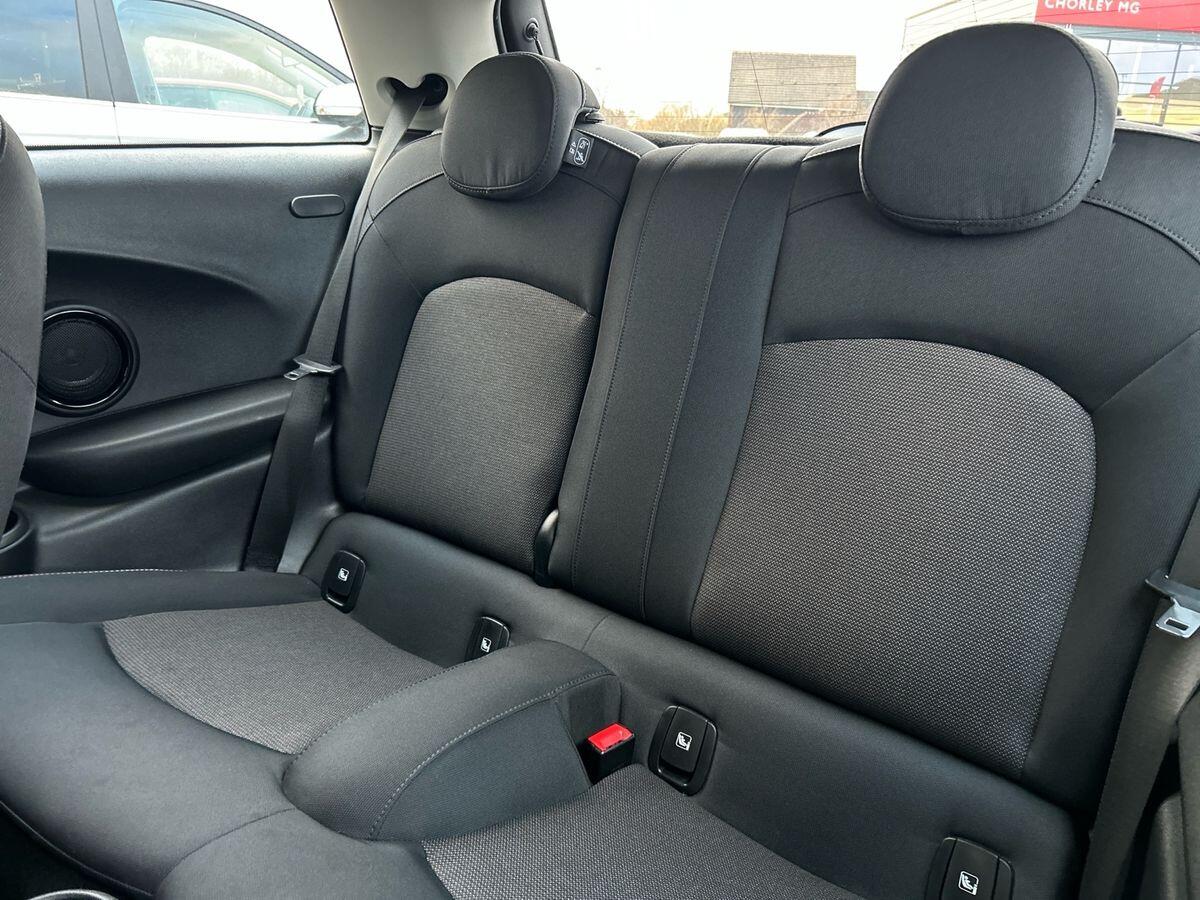 Used MINI Hatch 2022 for sale - 76961537: Photo 21