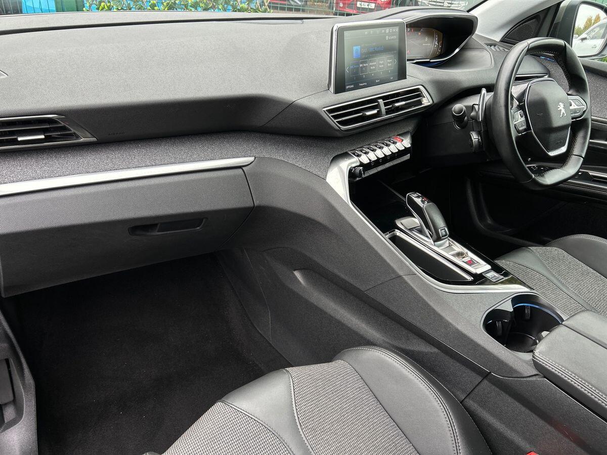 Used Peugeot 5008 2020 for sale - 76304627: Photo 2