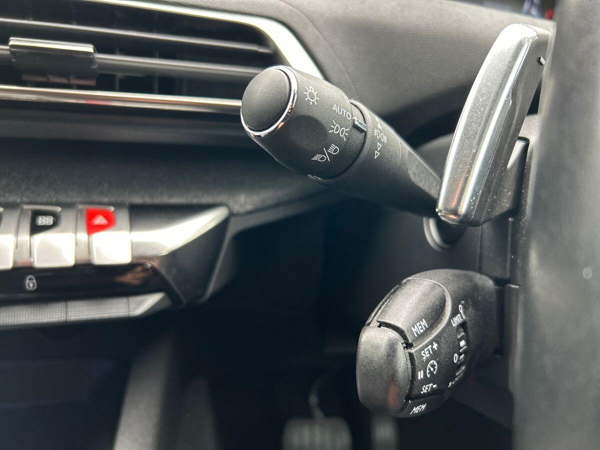 Used Peugeot 5008 2020 for sale - 76304627: Photo 29