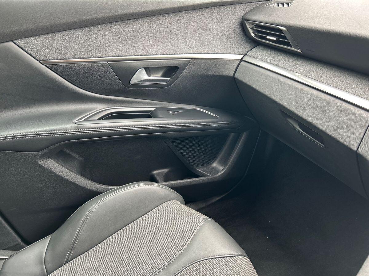 Used Peugeot 5008 2020 for sale - 76304627: Photo 35
