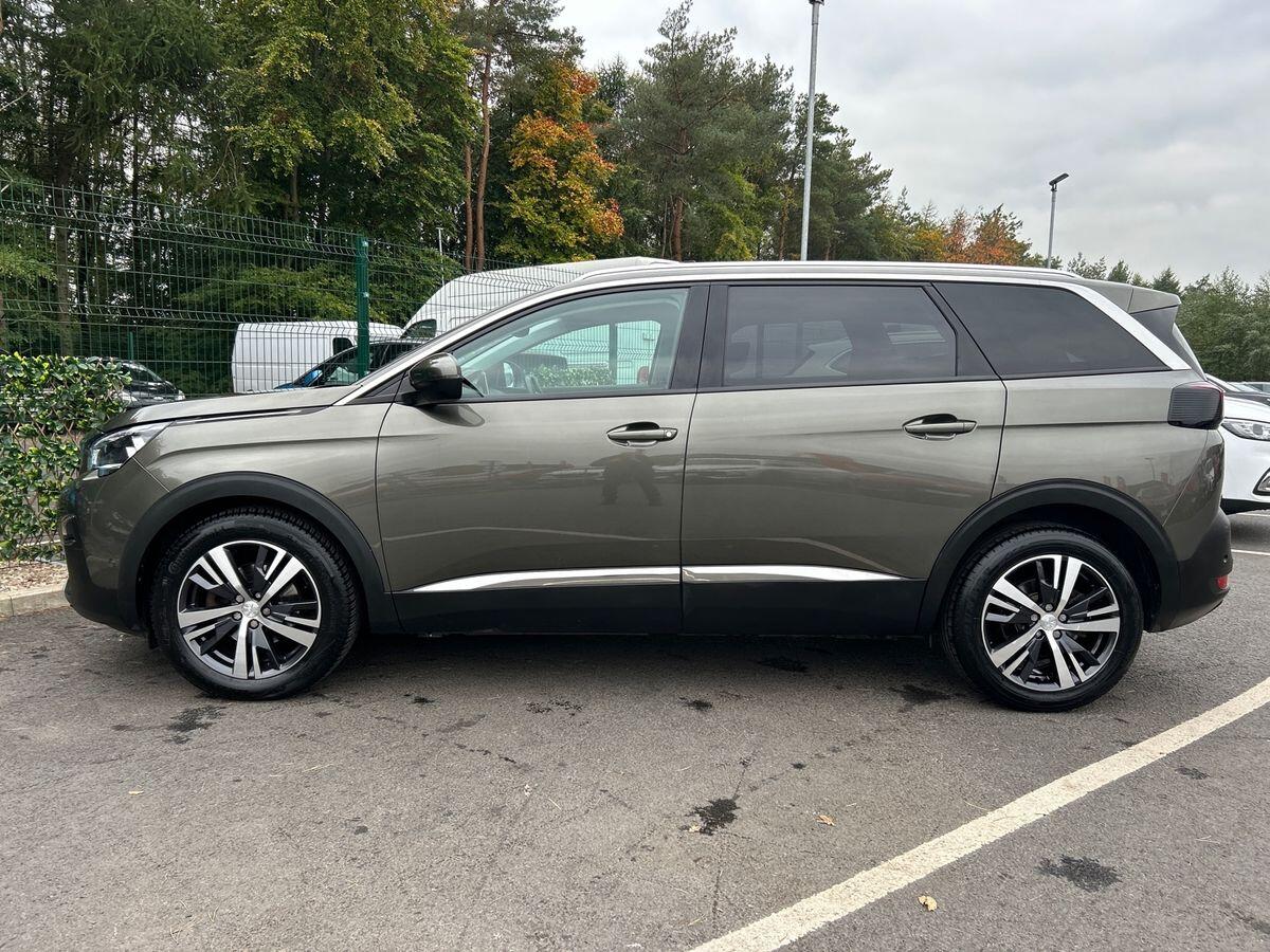 Used Peugeot 5008 2020 for sale - 76304627: Photo 6