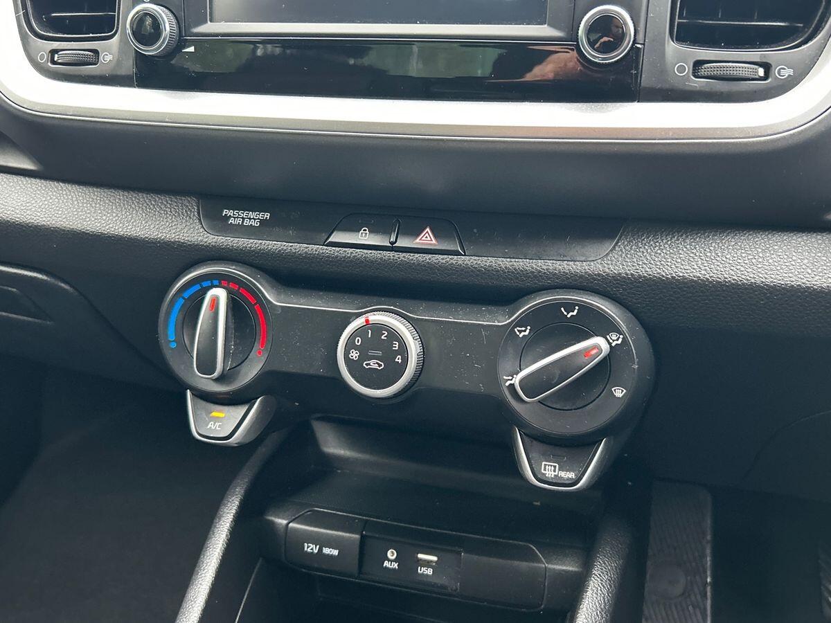 Used Kia Stonic 2019 for sale - 76421457: Photo 37