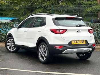 Used Kia Stonic 2019 for sale - 76421457: Photo