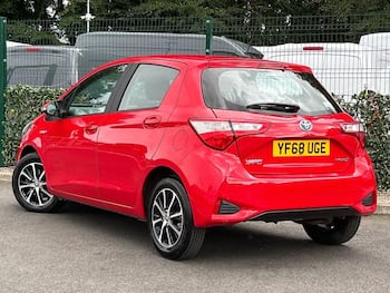 Used Toyota Yaris 2018 for sale - 79616142: Photo
