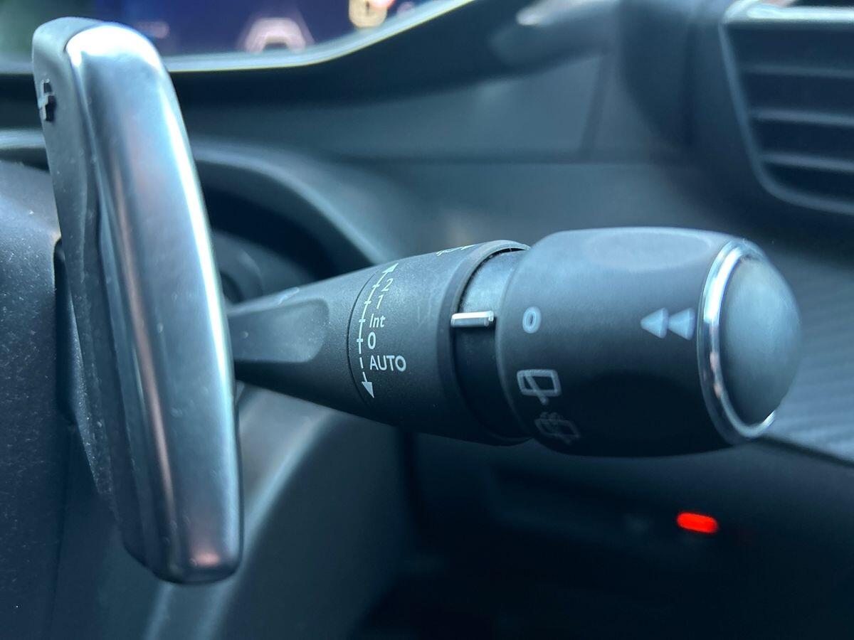 Used Peugeot 208 2022 for sale - 76636988: Photo 30