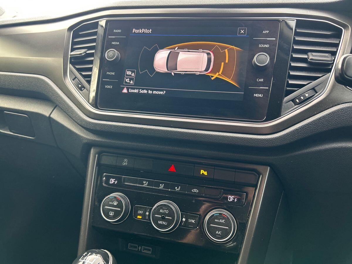 Used Volkswagen T-Roc 2020 for sale - 76435952: Photo 17