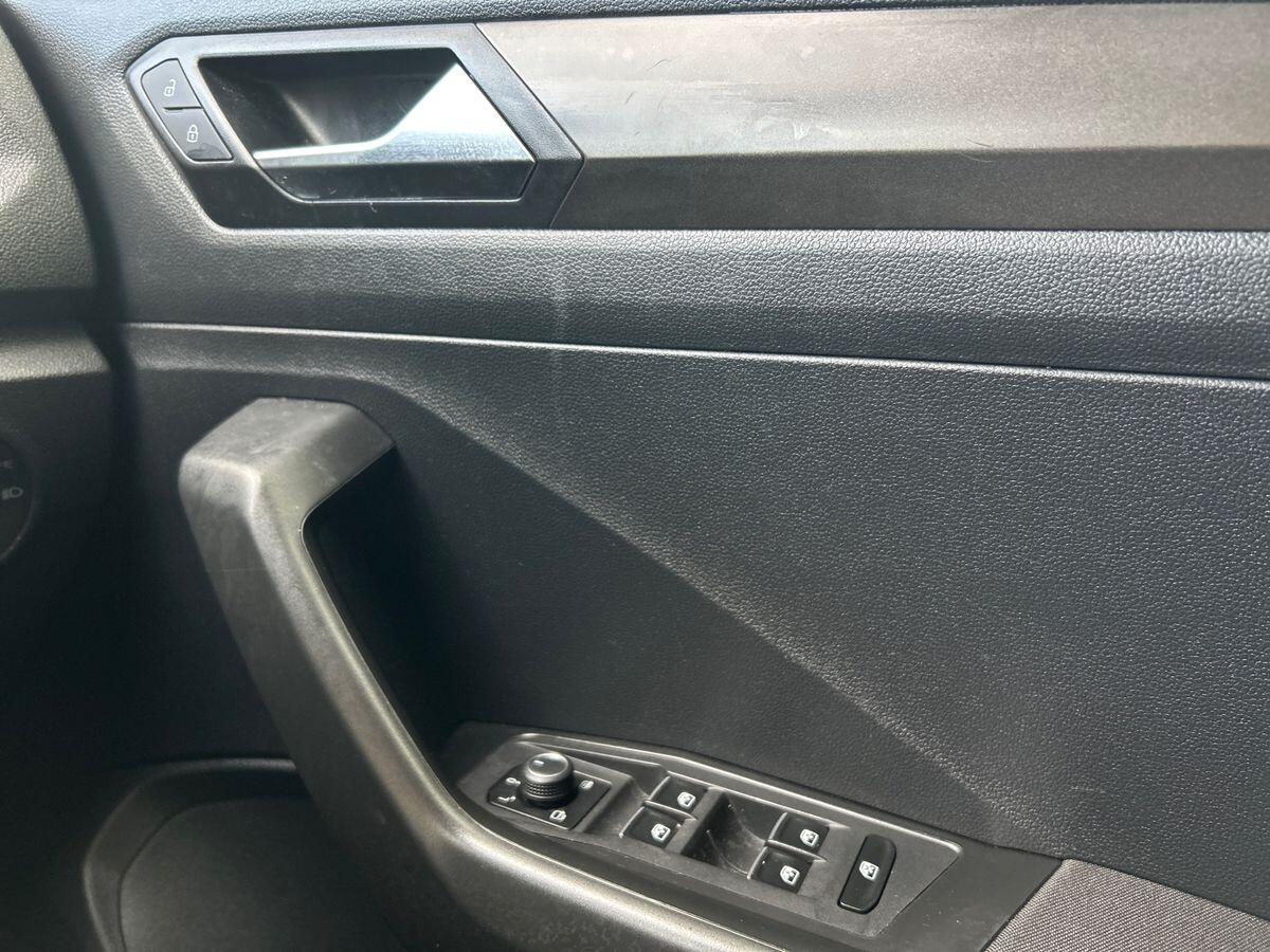 Used Volkswagen T-Roc 2020 for sale - 76435952: Photo 45