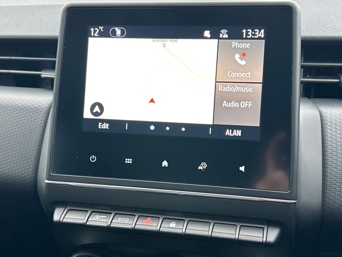 Used Renault Clio 2023 for sale - 77700705: Photo 9