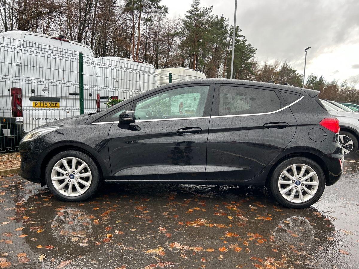 Used Ford Fiesta 2019 for sale - 76890332: Photo 6
