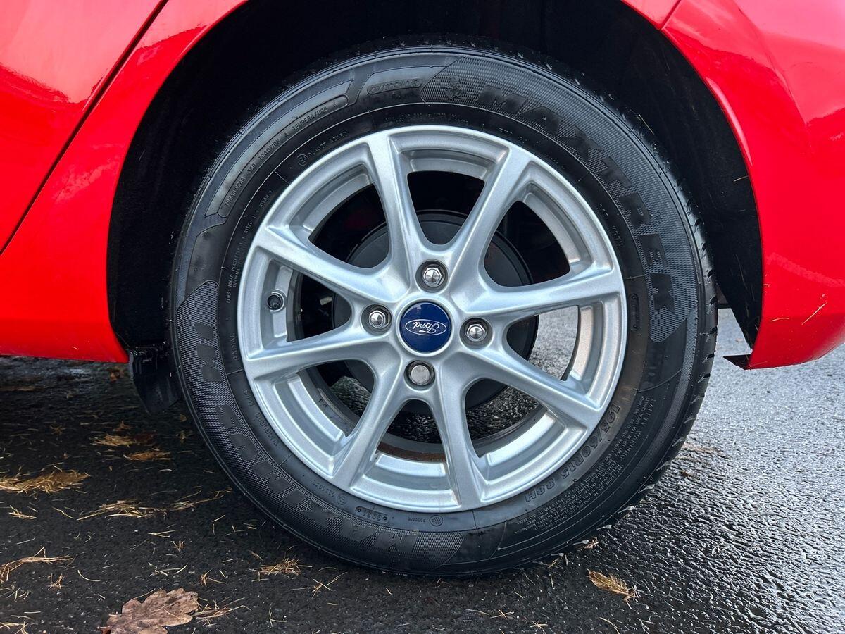 Used Ford Fiesta 2018 for sale - 76762621: Photo 11