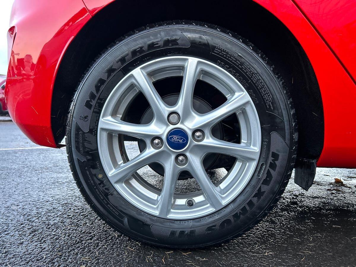 Used Ford Fiesta 2018 for sale - 76762621: Photo 12