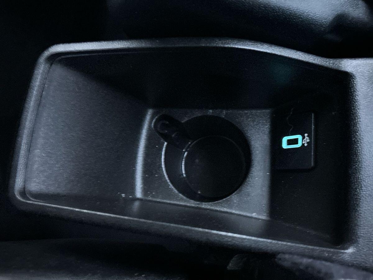 Used Ford Fiesta 2018 for sale - 76762621: Photo 39