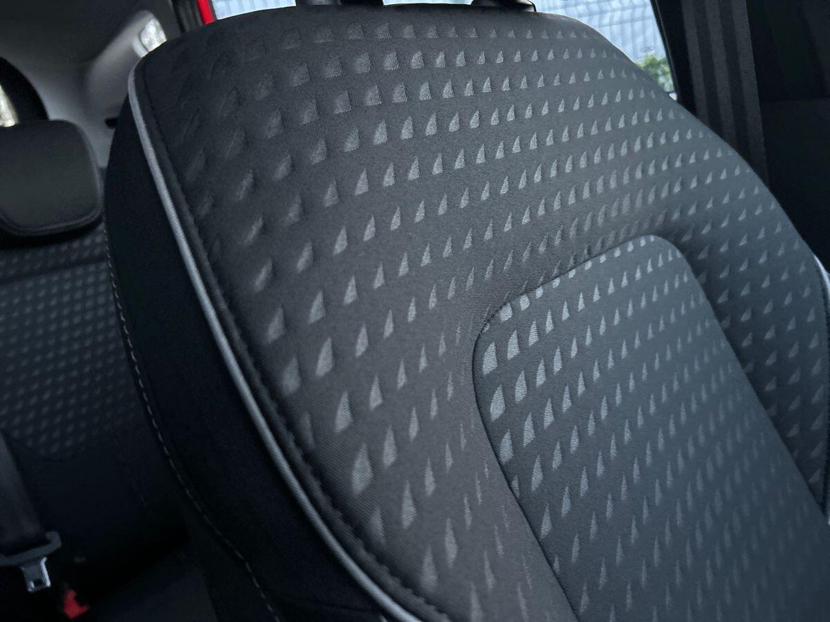 Used Ford Fiesta 2018 for sale - 76762621: Photo 40