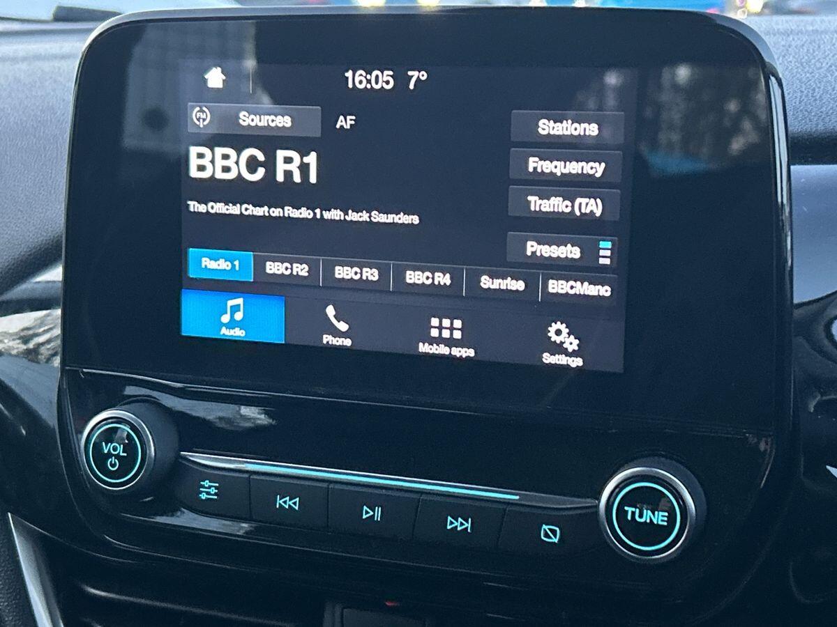 Used Ford Fiesta 2018 for sale - 76762621: Photo 9