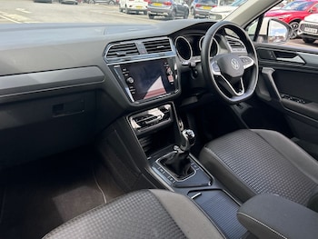 Used Volkswagen Tiguan 2022 for sale - 75191098: Photo